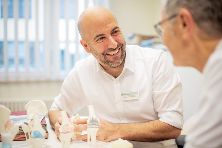 AMIS: preserves tissue, accelerates healing